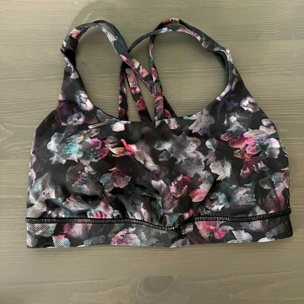 Lululemon super supportive sports bra
